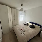 Nautica Apartment Murter